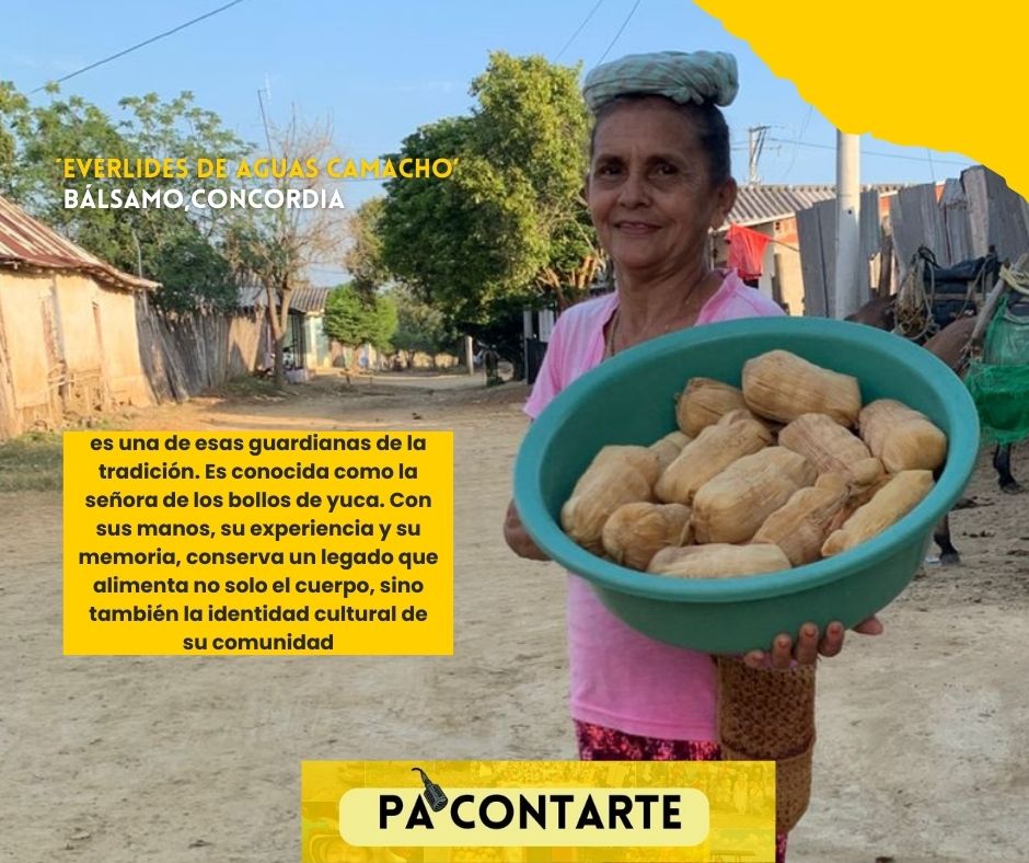 foto señora vendedora de bollo de yuca