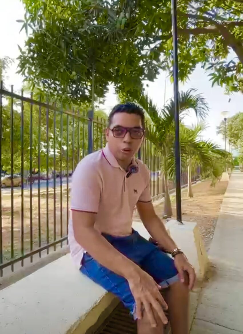 En la Localidad Uno de Santa Marta para Jorge Mario Murillo, periodista y persona con discapacidad, cada jornada comienza como la de cualquier samario